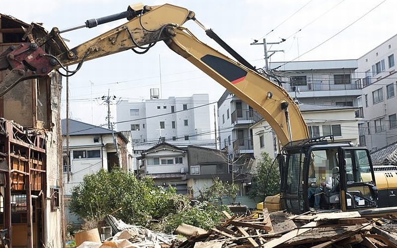佐賀県神埼市・福岡県久留米市対応｜建物滅失登記の期限・費用・専門家に依頼するポイント
