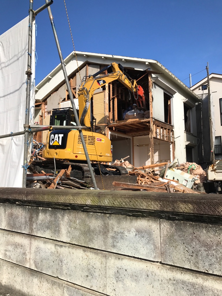 佐賀県神埼市・福岡県久留米市対応｜アパート解体の費用相場と工事の流れをわかりやすく解説