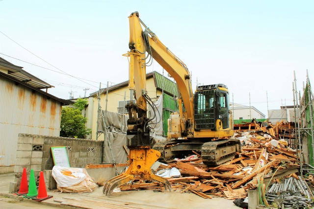 【保存版】佐賀県神埼市・福岡県久留米市の解体工事|近隣挨拶と騒音対策の基本