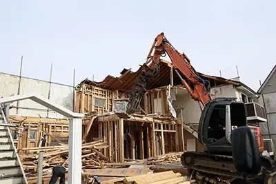 久留米・佐賀の解体工事トラブル事例集｜プロが教える屋根解体で失敗しないチェックリスト