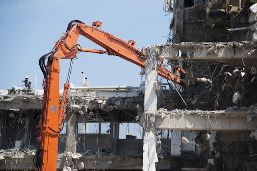 【鉄骨解体】久留米・佐賀で古い建物を処分する前に知るべき失敗しないリスク対策術