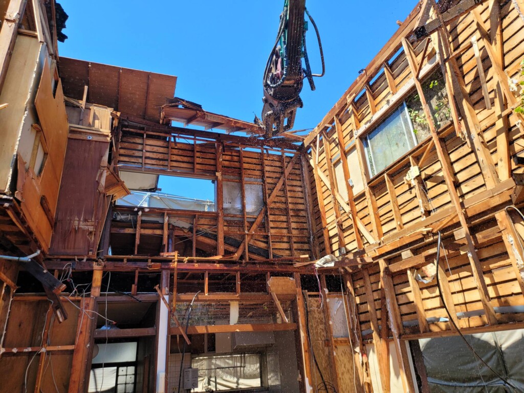 【解体工事を久留米・佐賀で検討中の方へ】二階建ての解体費用で損をしない方法と失敗しない解体業者選びの全技術